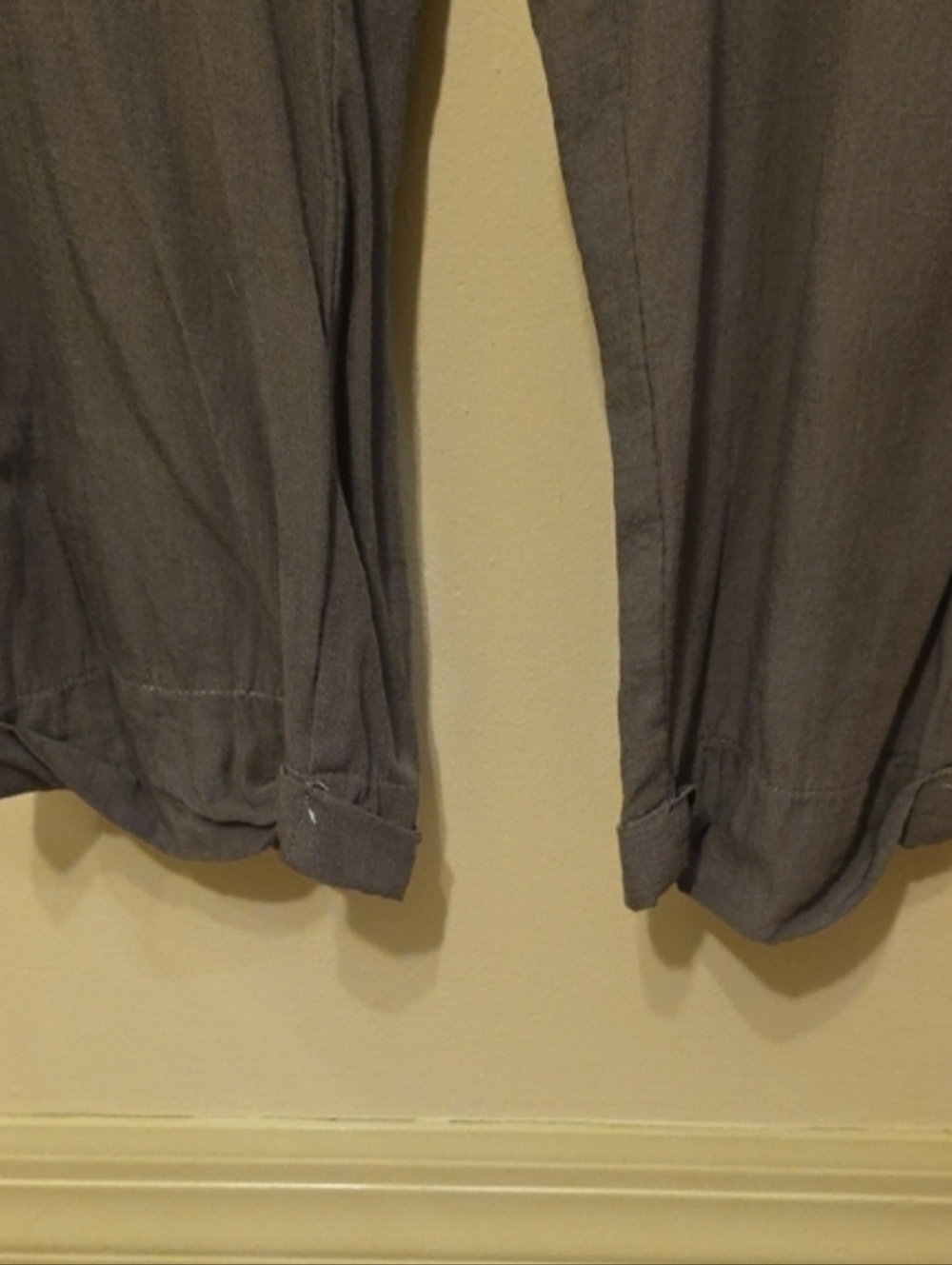 Olive Green Utility Safari Jumpsuit w/Front Pockets, Cinched Drawstring, Chic - Picture 10 of 16